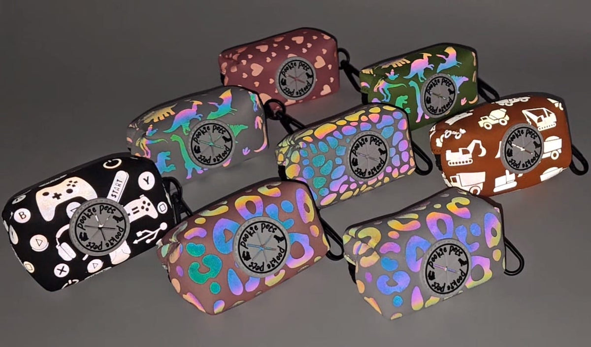 Reflective Poop Bag Dispensers with Heart Patterns - Pookie Pets