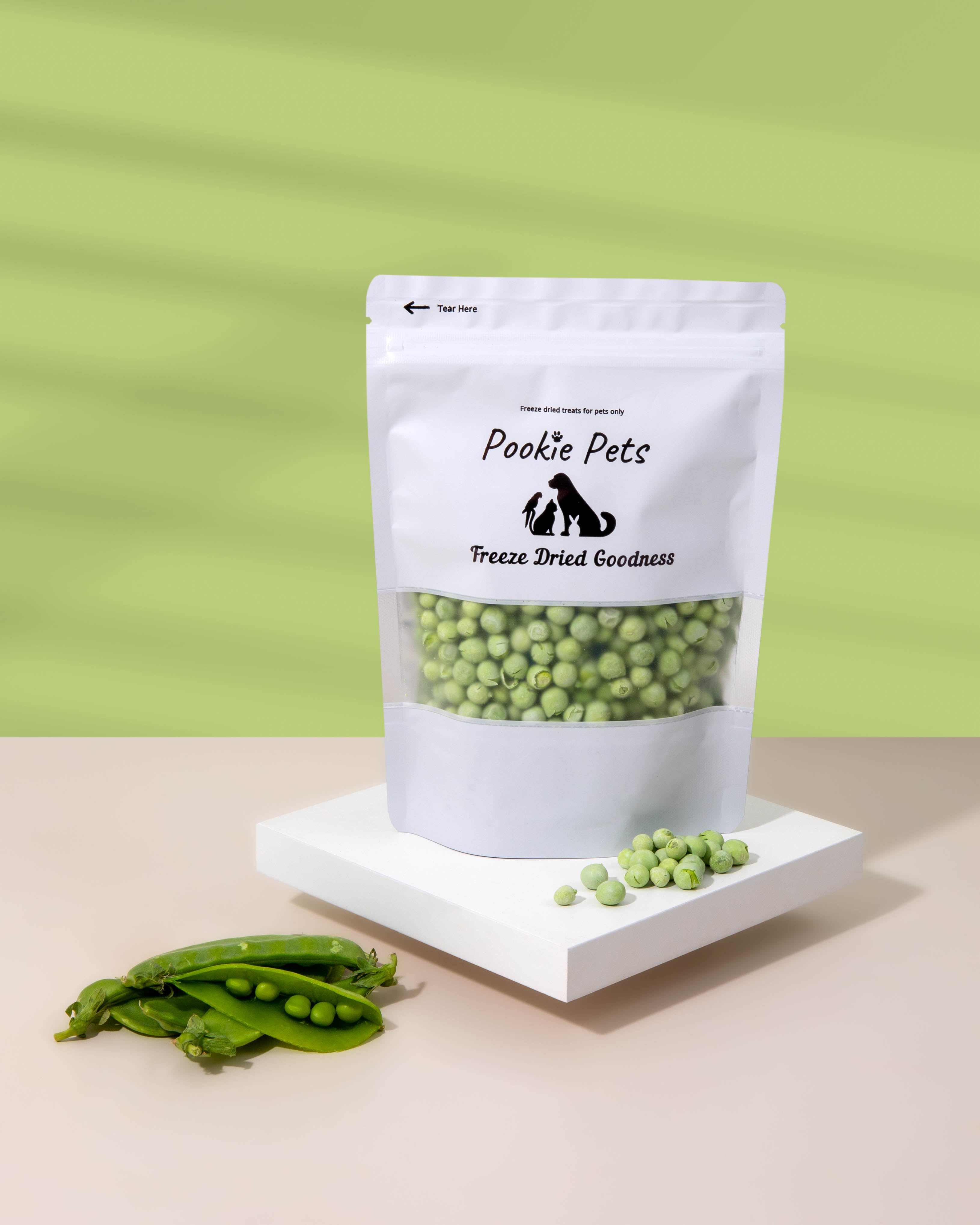 Freeze-dried green peas for pets – healthy raw superfood treat in a resealable bag, great for dogs, cats, and small animals