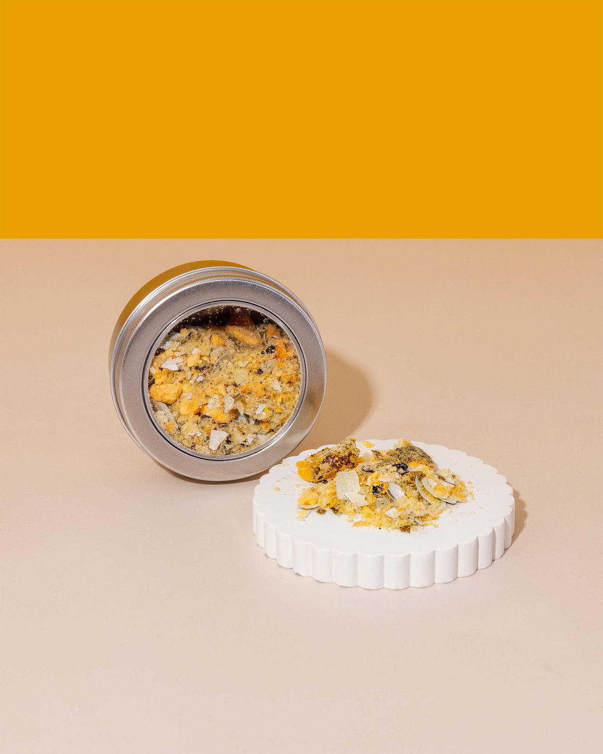 Freeze Dried Whole Quail Egg Crumble – Shell, Yolk & Whites Superfood for Cats & Dogs