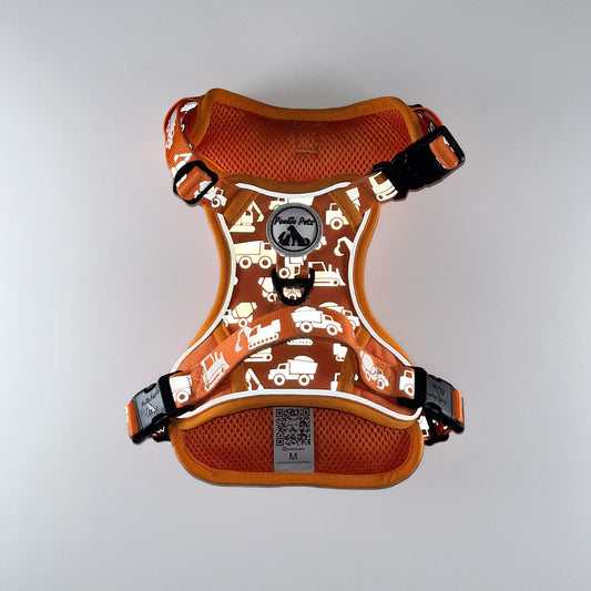 High visibility reflective pet harness for night walks