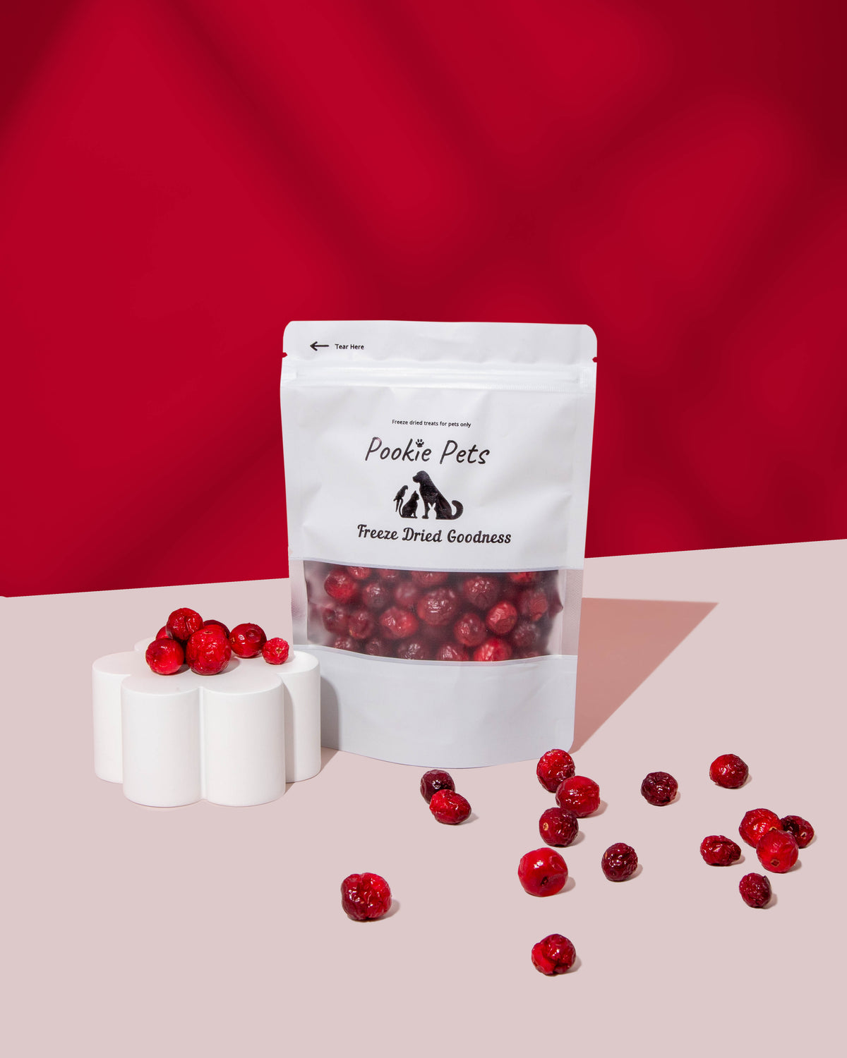 Freeze-dried cranberries for pets – antioxidant-rich, tart red fruit snack in  pouch by Pookie Pets
